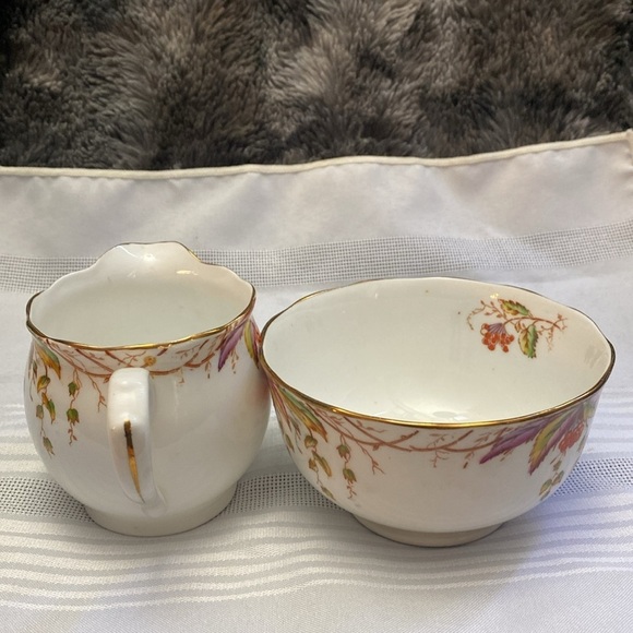 Rare Royal Albert sugar and cream set vintage “Virginia” - Picture 9 of 16